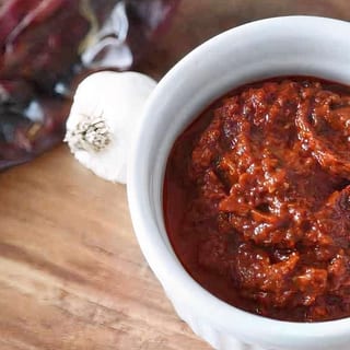 Spicy Garlic Chutney